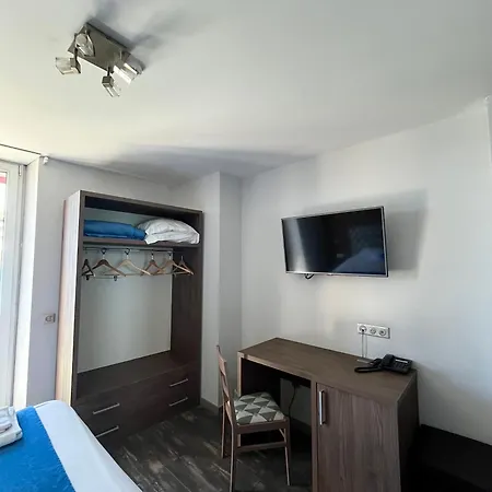 Hotel Flots D'Azur Promenade Des Anglais Nice Room photo