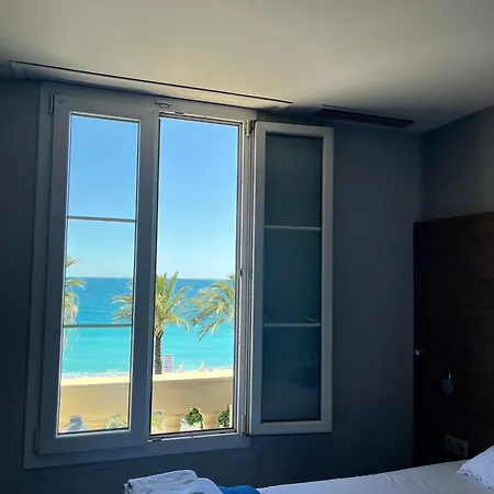 Hotel Flots D'Azur Promenade Des Anglais Nice Room photo