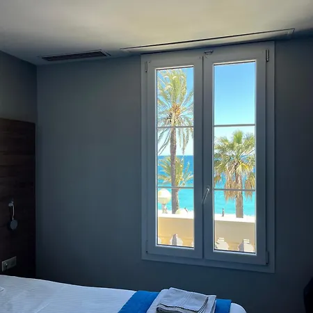Hotel Flots D'Azur Promenade Des Anglais Nice Room photo