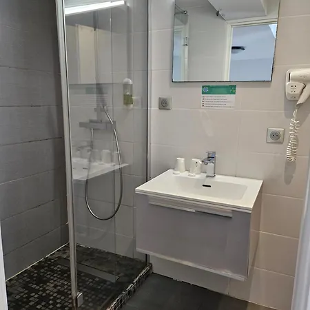 Hotel Flots D'Azur Promenade Des Anglais Nice Room photo