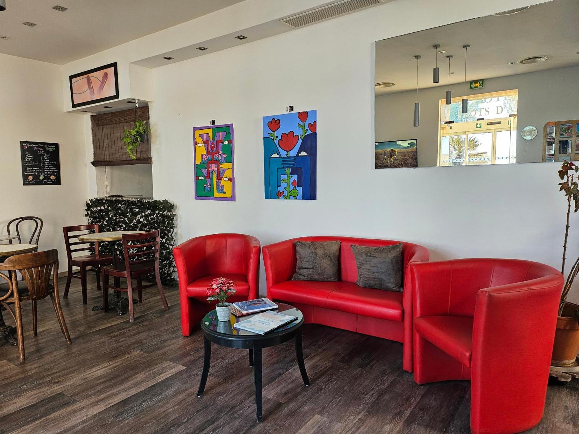 Hotel Flots D'azur 3*