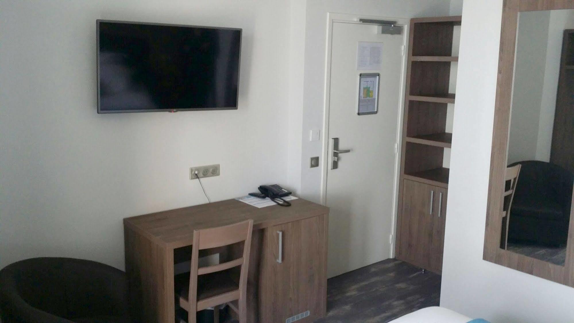 Flots D'azur Hotel