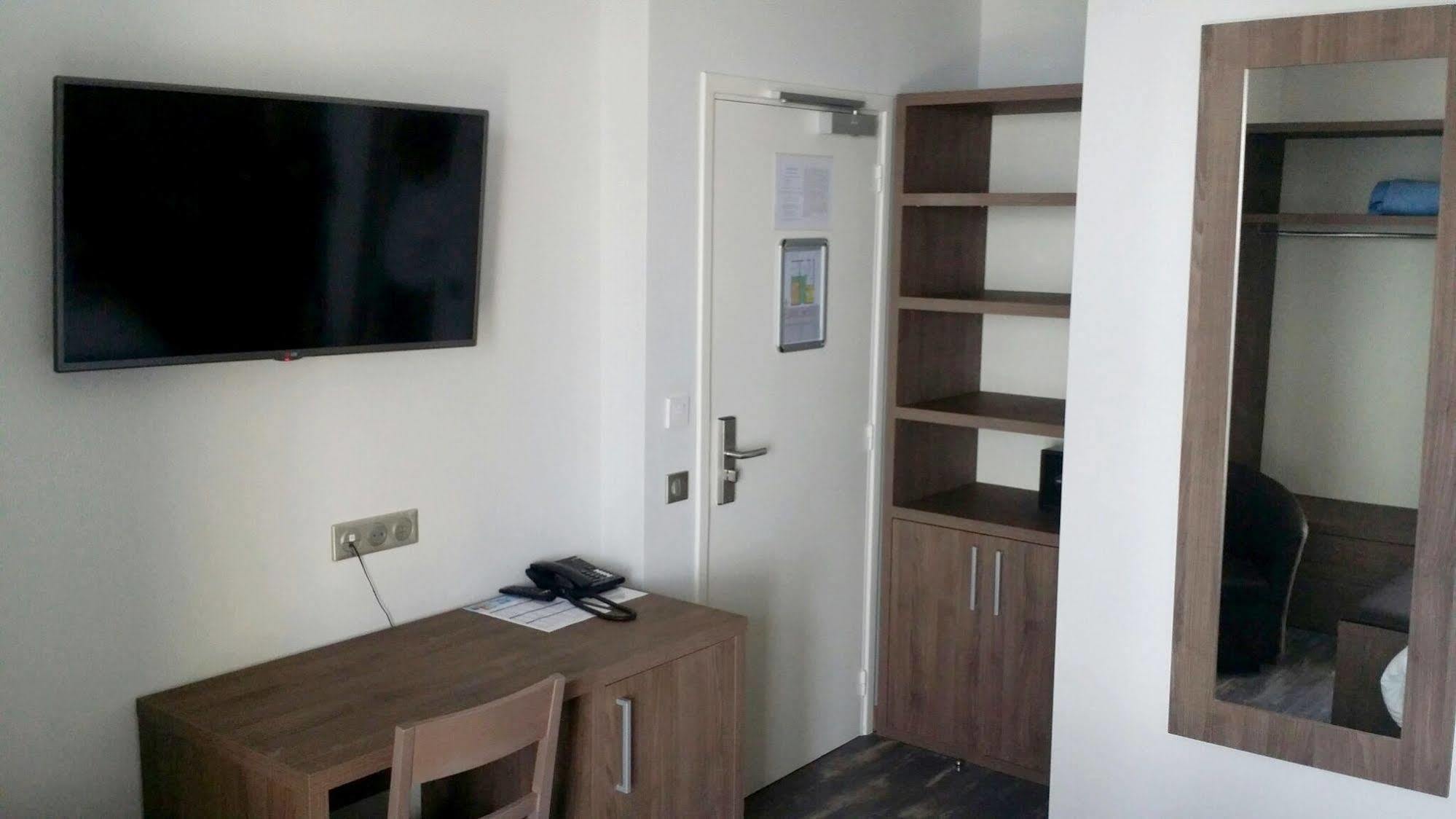 Hotel Flots D'azur Promenade Des 3*