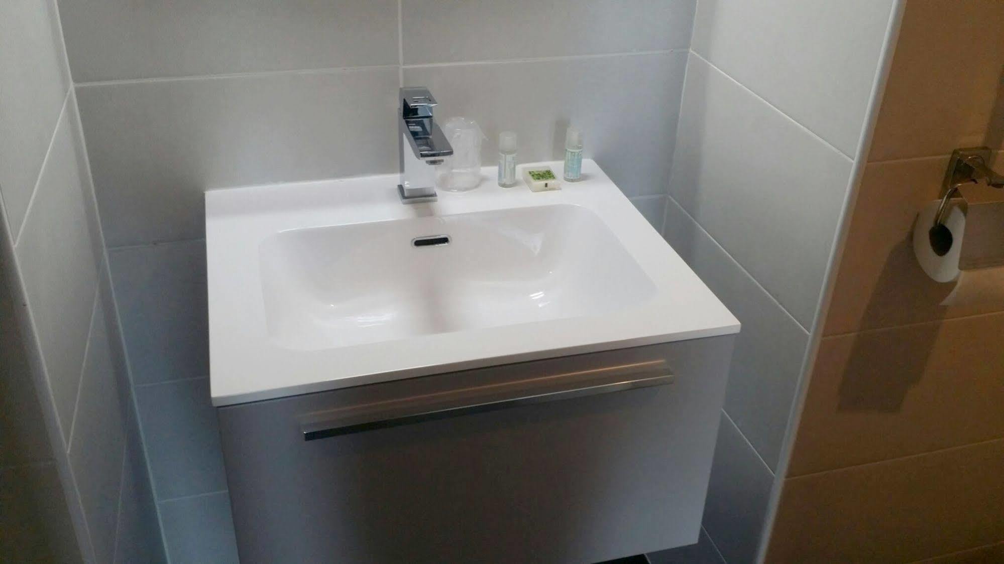 Flots D'azur Promenade Des Hotel 3*